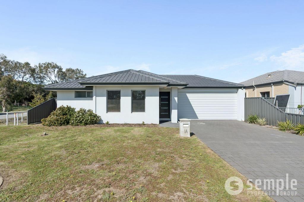 1a Poso Pl, Atwell, WA 6164