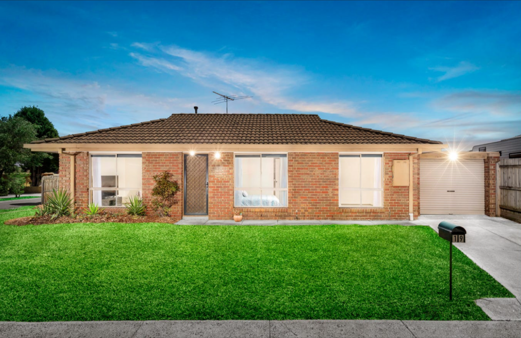 19 Pickworth Dr, Mill Park, VIC 3082