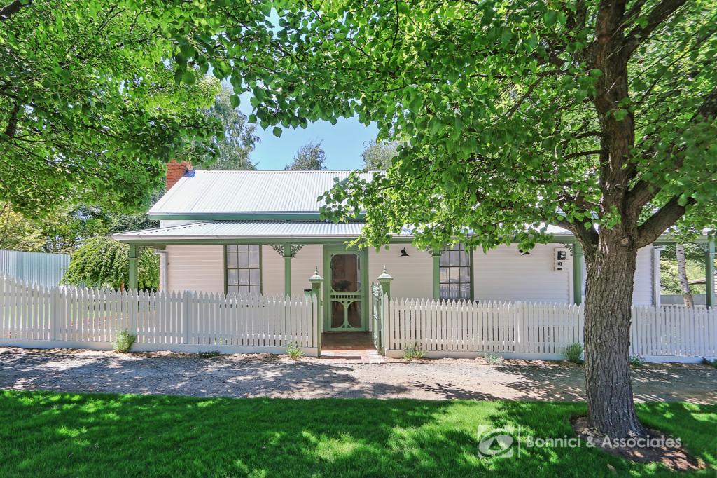 72 High St, Beechworth, VIC 3747