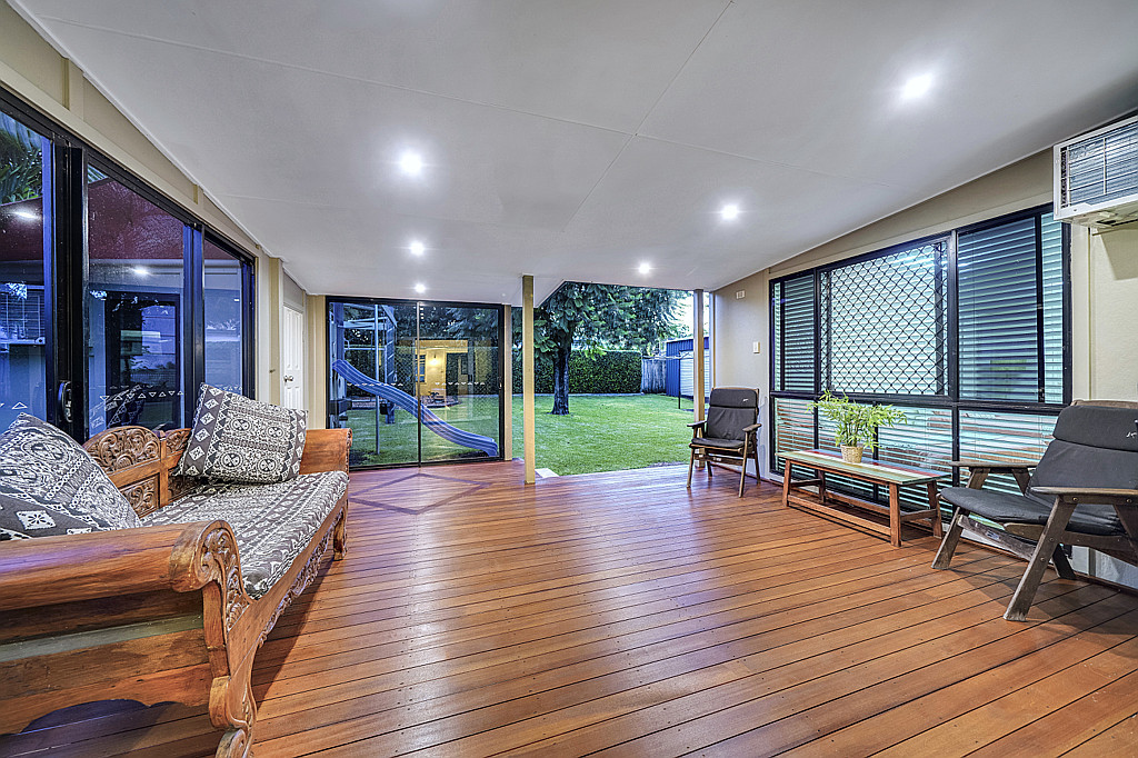 23 Easton St, Silkstone, QLD 4304