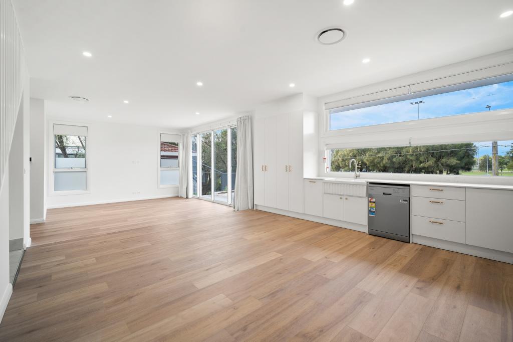 1/5 Gannons Rd, Caringbah, NSW 2229