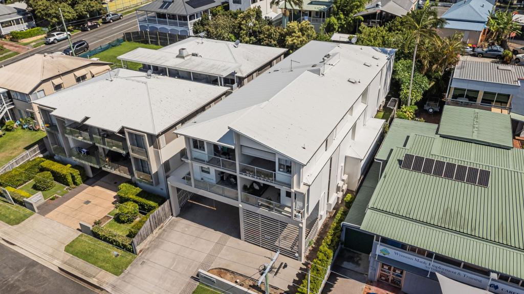 2/54 Yamboyna St, Manly, QLD 4179