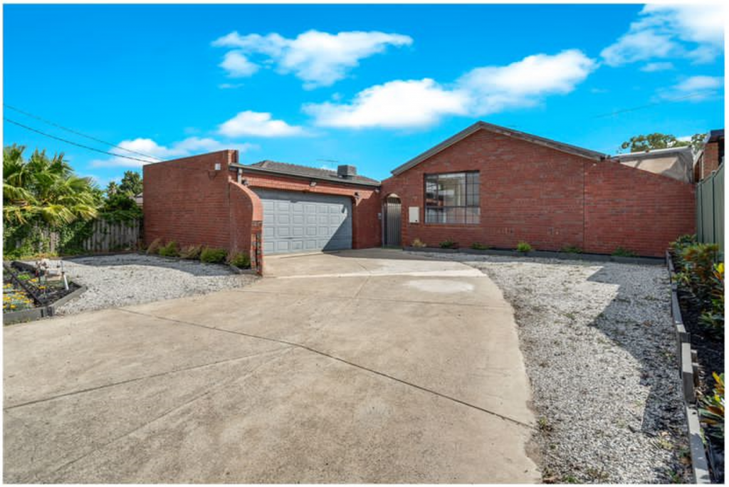 32 Newbold Ave, Craigieburn, VIC 3064