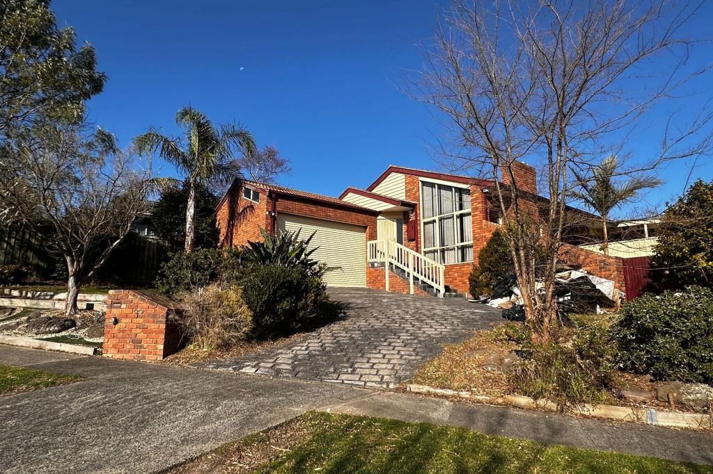 33 Balmain Dr, Berwick, VIC 3806