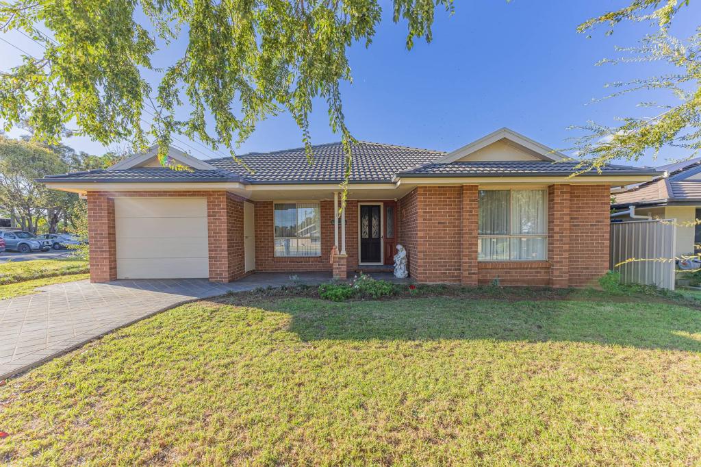 1 Noonan St, Parkes, NSW 2870