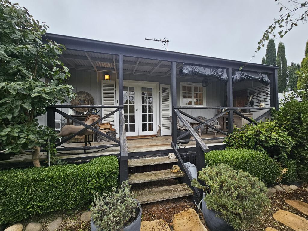 6a Belmore St, Bowral, NSW 2576
