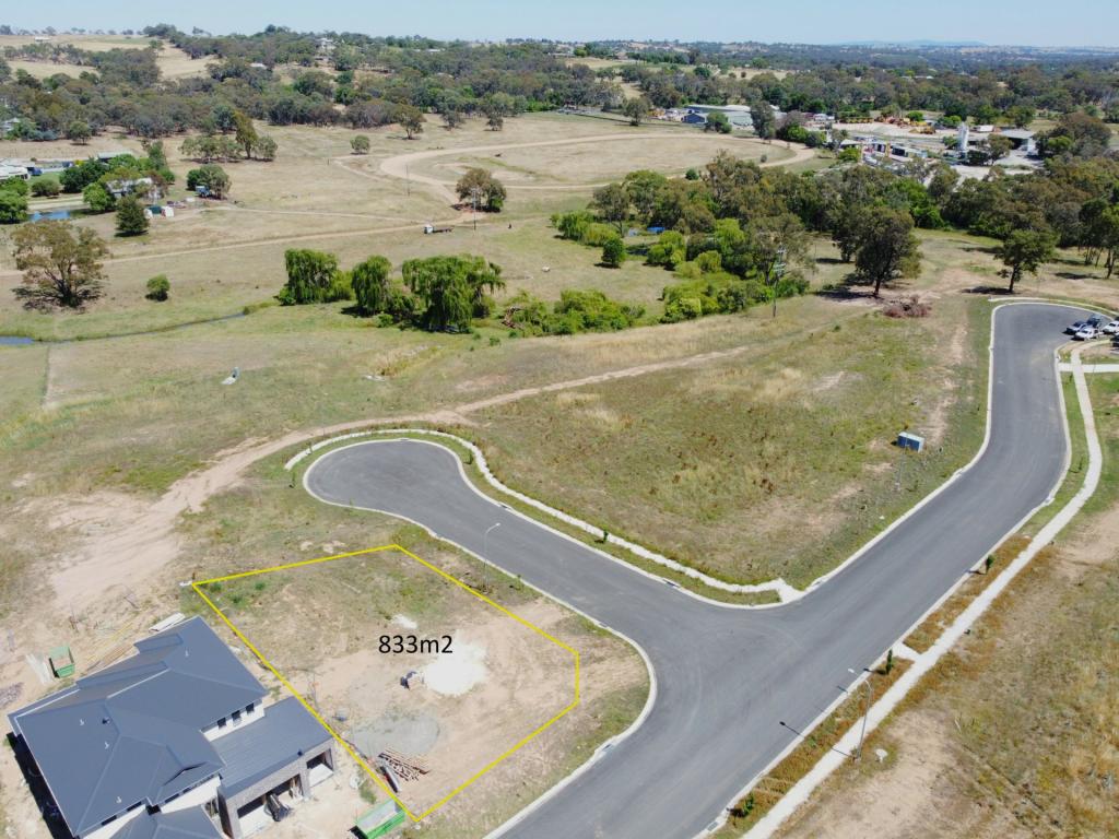 25 WALL ST, YOUNG, NSW 2594