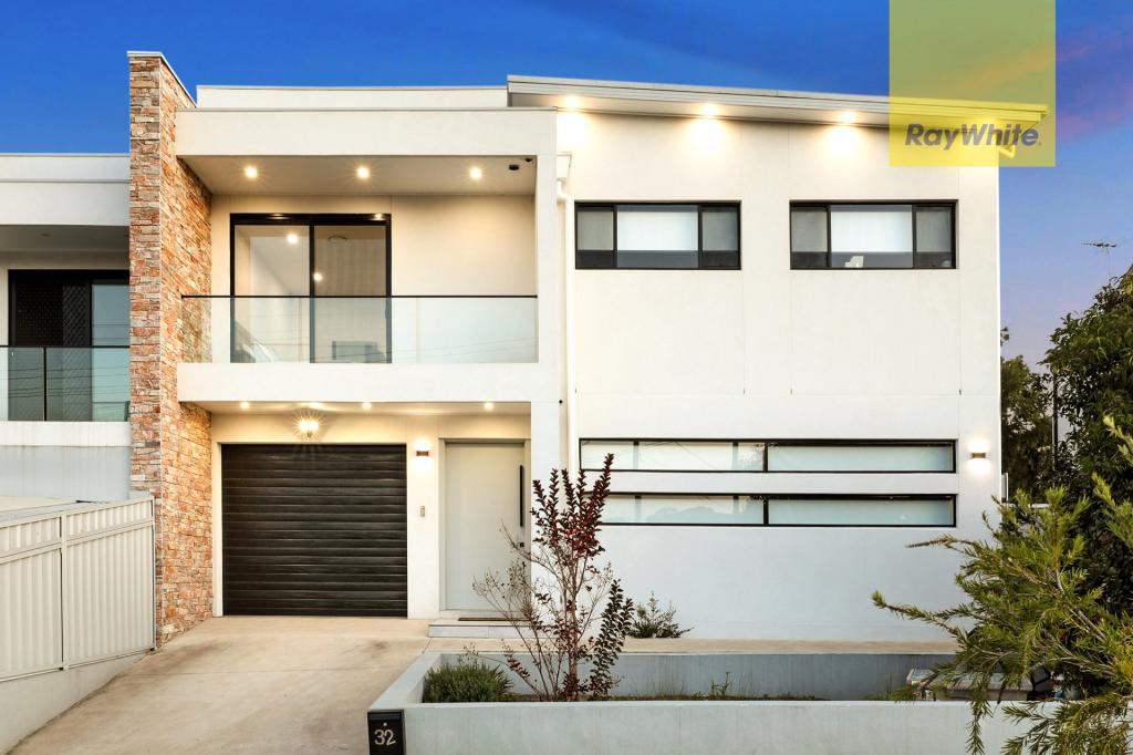 32 Bruce St, Merrylands West, NSW 2160