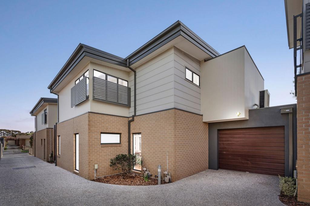 2/12 Walters Ave, Airport West, VIC 3042