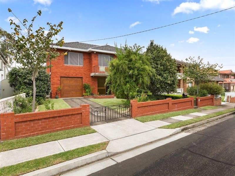 10 Wallace St, Concord, NSW 2137