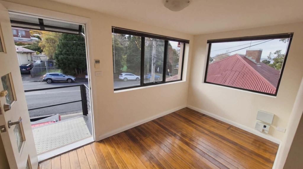 1/8 Byron St, Sandy Bay, TAS 7005