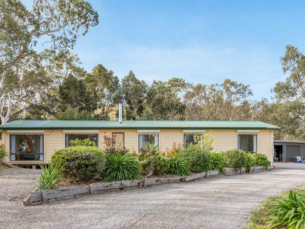 13 BARTON ST, YANKALILLA, SA 5203