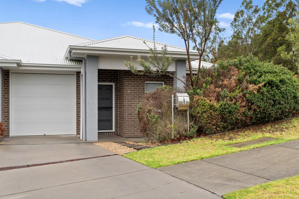 8 Kurrabung Dr, Fletcher, NSW 2287