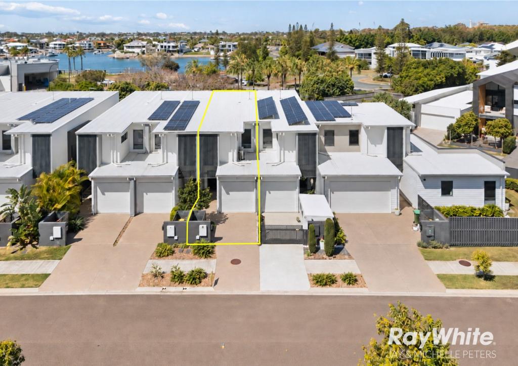 22 Cardinal Cres, Newport, QLD 4020