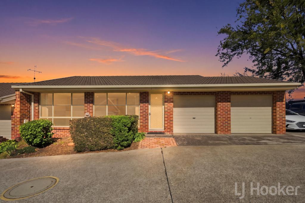 8/157-159 Uriarra Rd, Crestwood, NSW 2620
