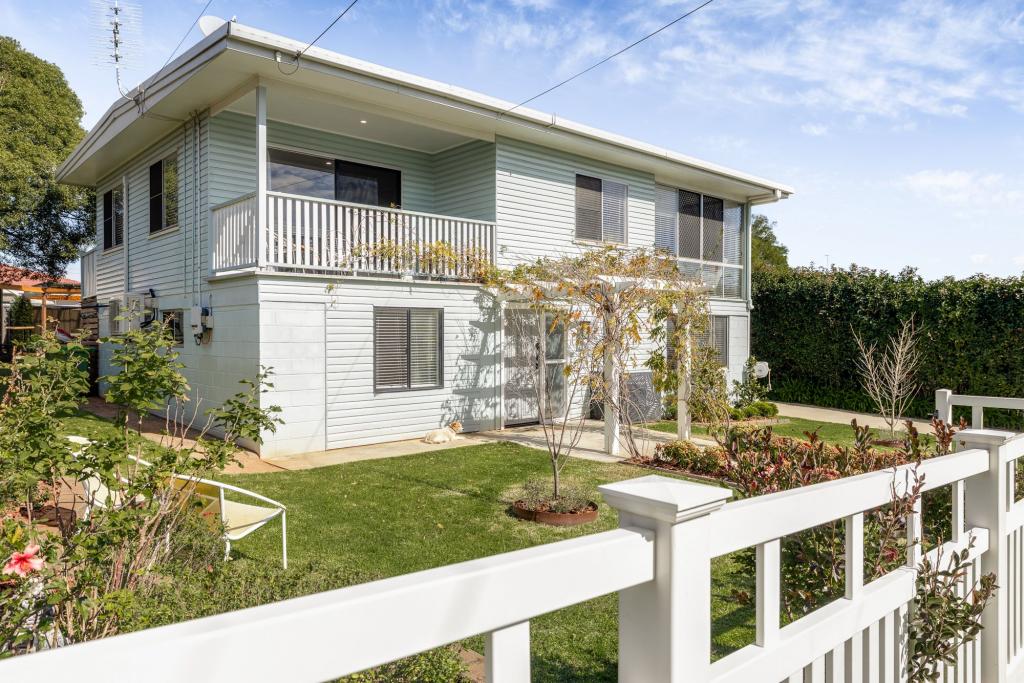 30 Boyett St, Centenary Heights, QLD 4350