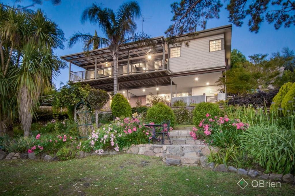 14 Griffiths Rd, Upwey, VIC 3158