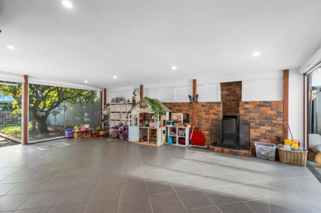 13 Oramba St, Currimundi, QLD 4551