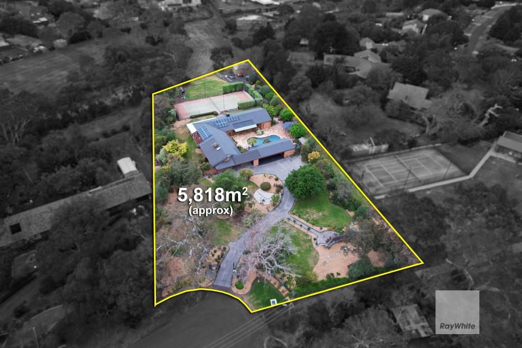 17 DUMFRIES TCE, GREENVALE, VIC 3059