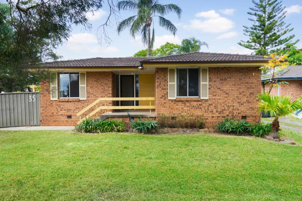 35 Wilkie Cres, Doonside, NSW 2767