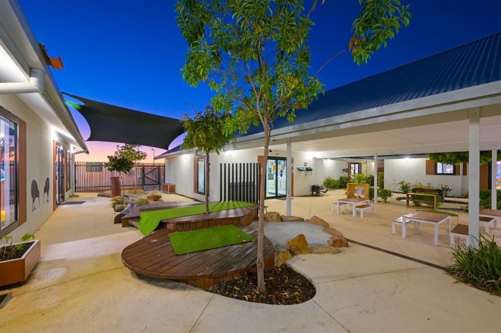 1 Fairywren St, Banksia Grove, WA 6031