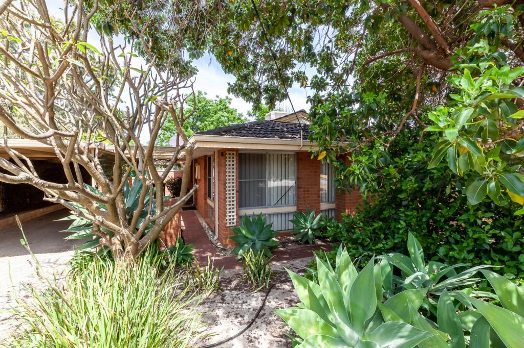 13 Rupert St, Armadale, WA 6112