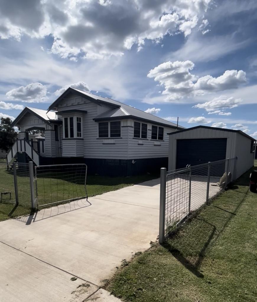 94 Albert St, Inglewood, QLD 4387