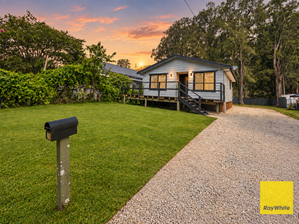 29 Warner Ave, Tuggerawong, NSW 2259