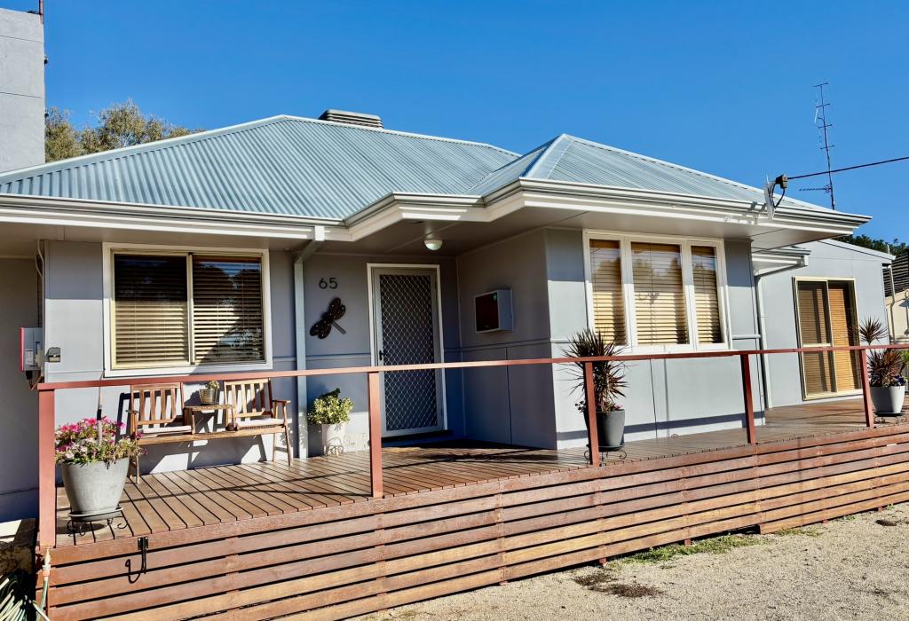 65 James St, Goomalling, WA 6460