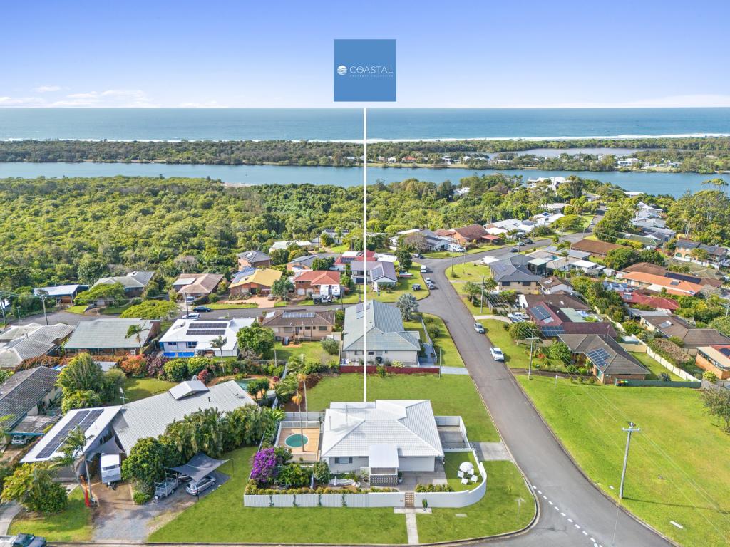 10 Seaview Rd, Banora Point, NSW 2486