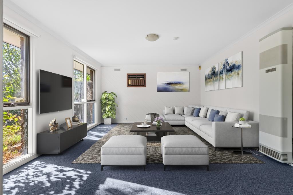 43 First Ave, Melton South, VIC 3338