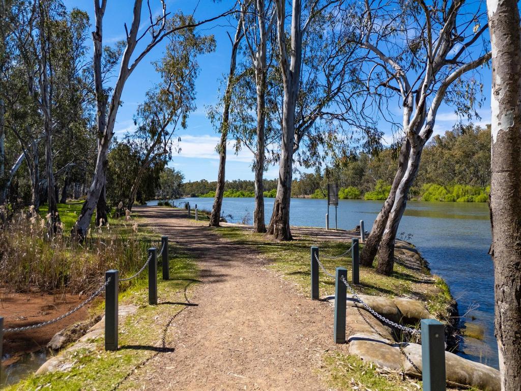 105 Pasley St, Bundalong, VIC 3730