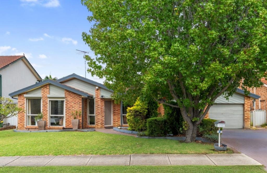 2 Martens Pl, Abbotsbury, NSW 2176
