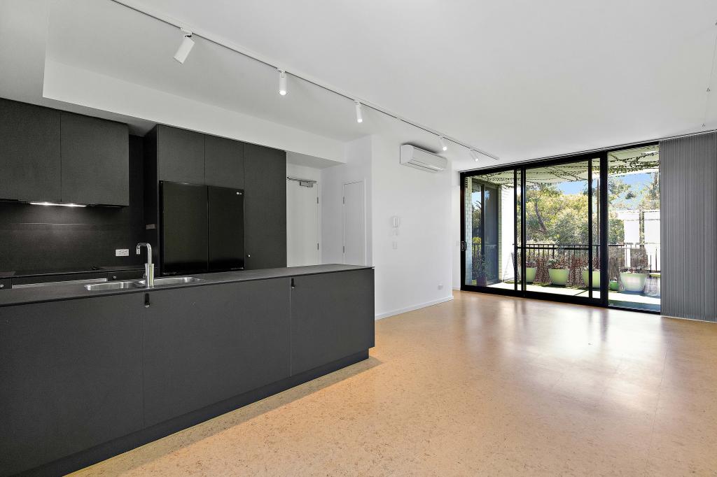 10/2 Beazley Way, White Gum Valley, WA 6162