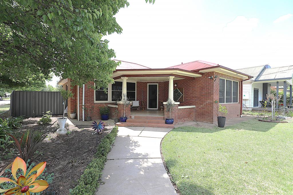19 Murray St, Cootamundra, NSW 2590