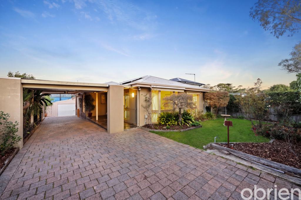 42 Dunsterville Cres, Frankston, VIC 3199