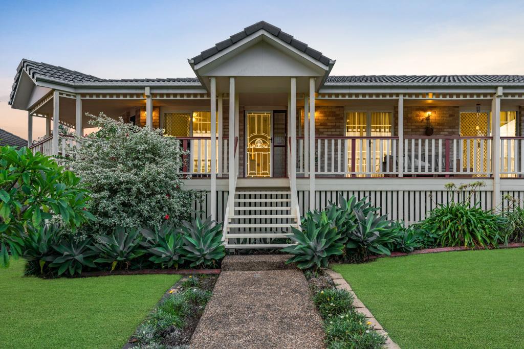 18 Heritage Bvd, Heritage Park, QLD 4118