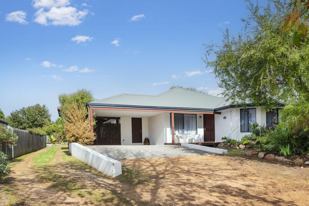 10 East Willmott Ave, Margaret River, WA 6285