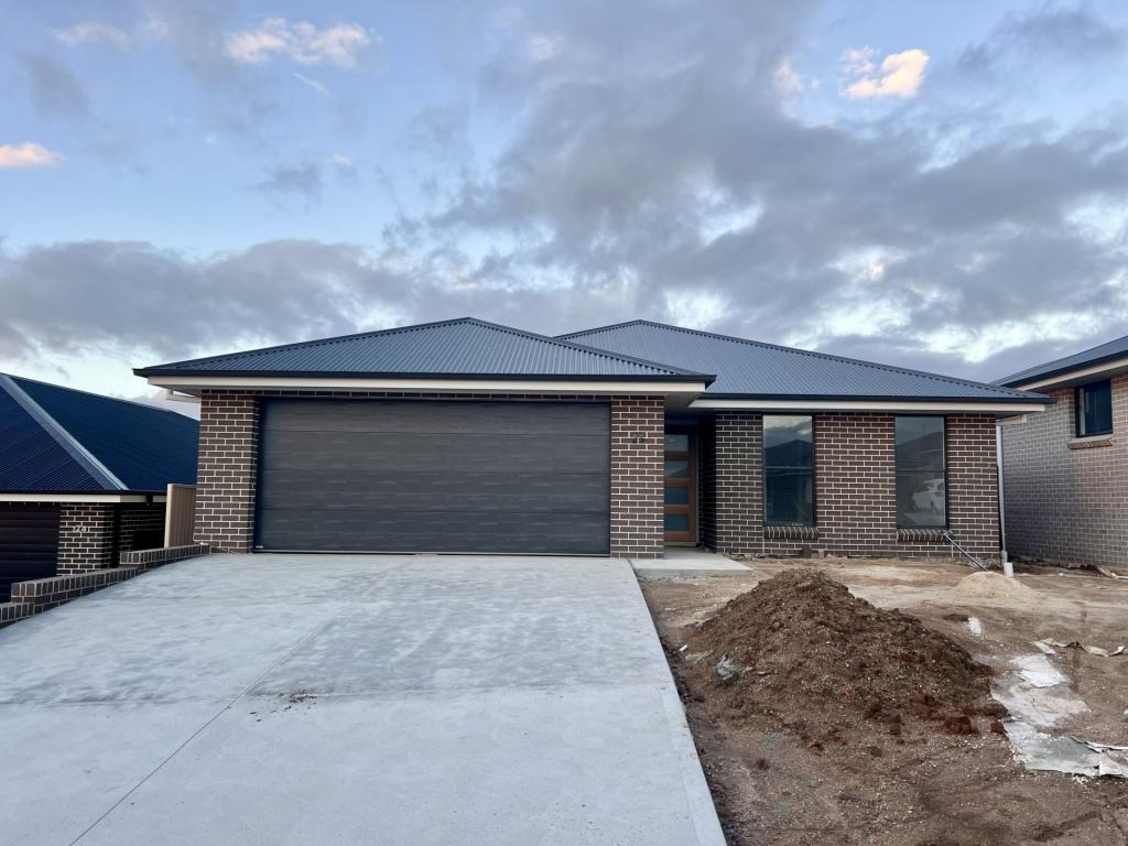 26 Granite Rise, Kelso, NSW 2795