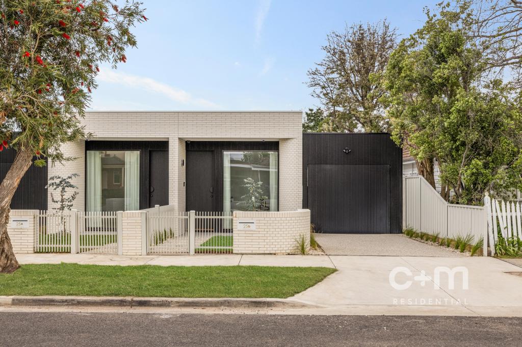 25B TARANA AVE, GLENROY, VIC 3046