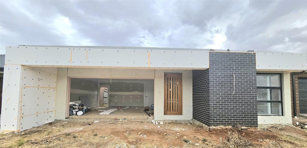 20 Midgard Rd, Weir Views, VIC 3338