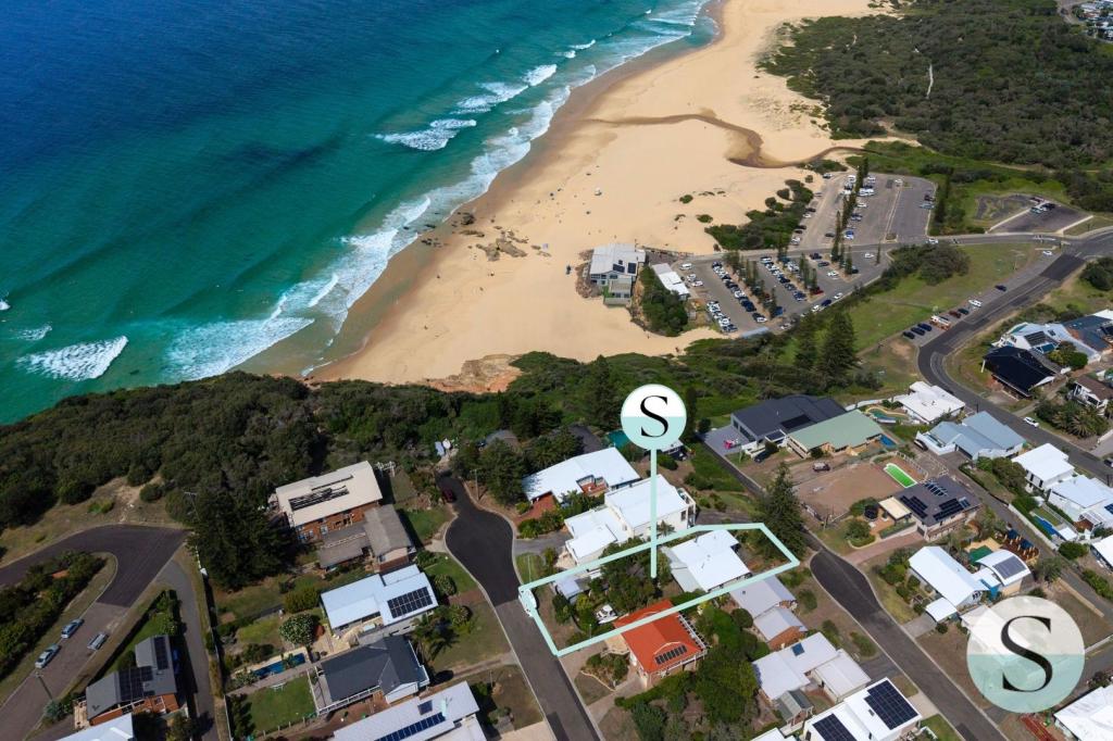 14 High St, Redhead, NSW 2290