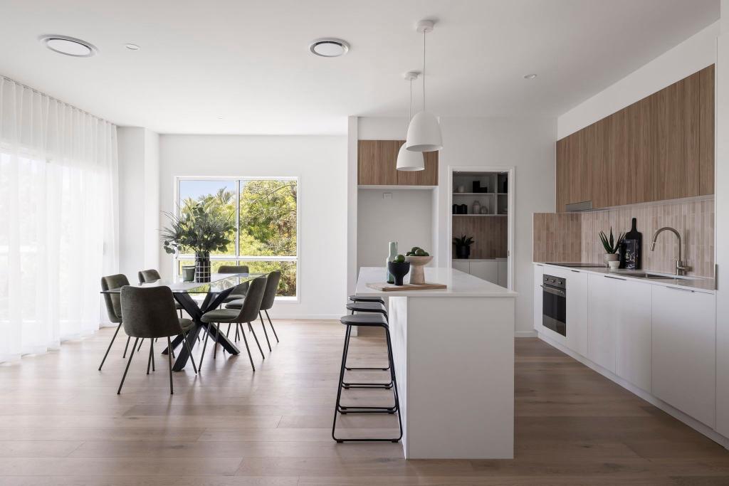 5/27 UNIVERSITY RD, MITCHELTON, QLD 4053