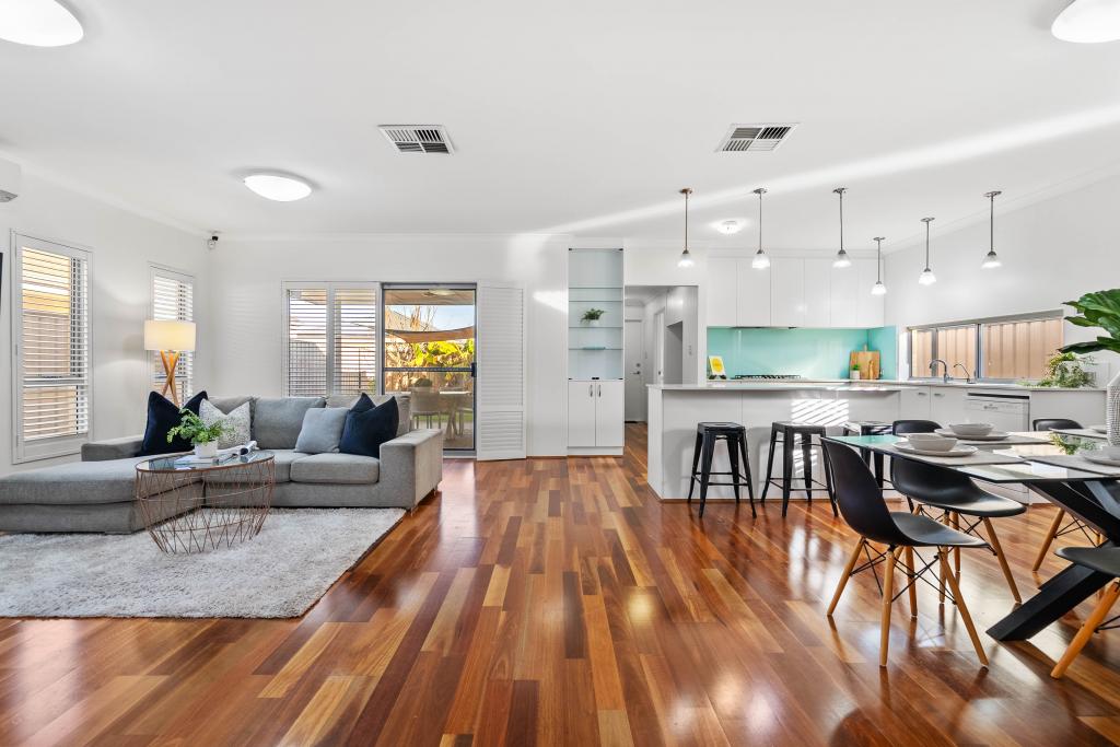 21 Torino Cres, Piara Waters, WA 6112