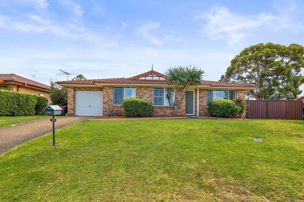 18 Martin Gr, Colyton, NSW 2760