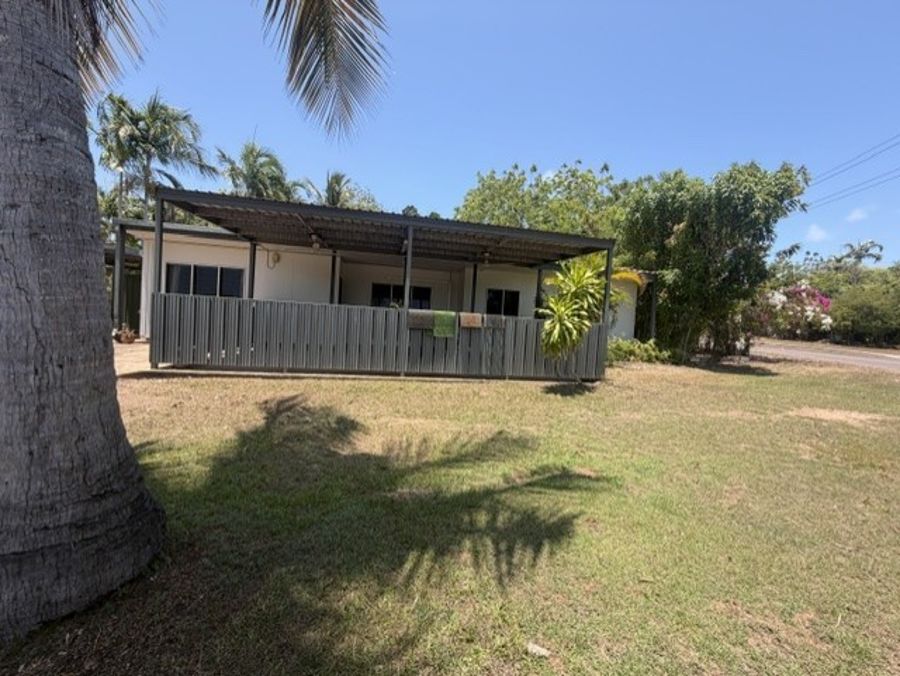 2 Hakea Cl, Nhulunbuy, NT 0880