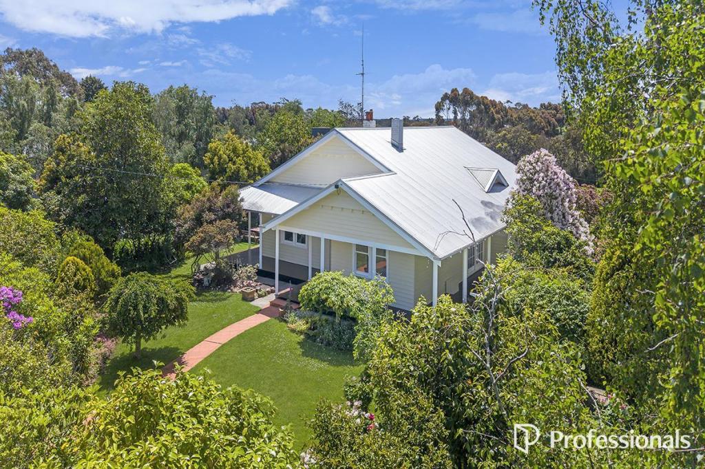 7950 Hamilton Hwy, Tarrington, VIC 3301