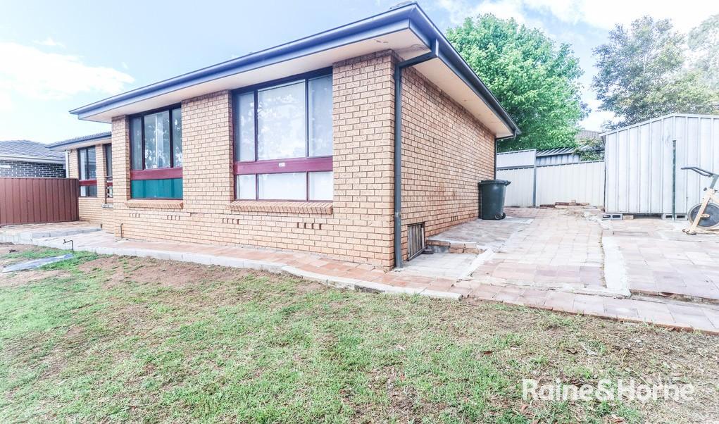 47 Borthwick St, Minto, NSW 2566