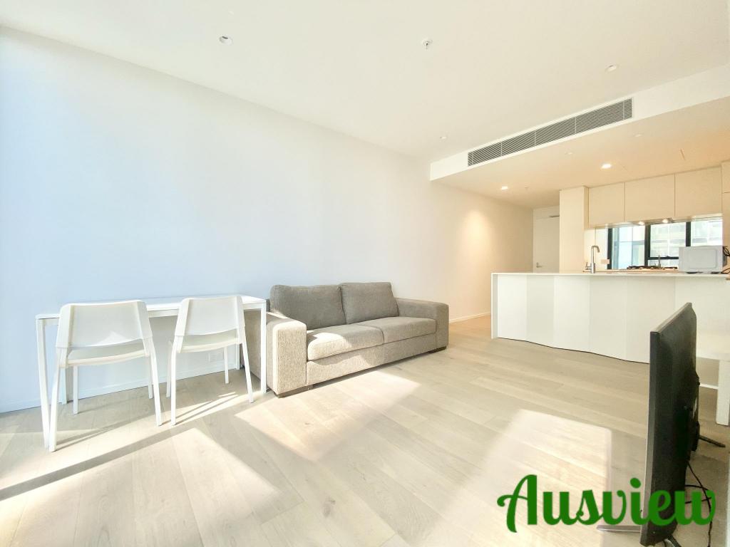 403/11 BALE CCT, SOUTHBANK, VIC 3006