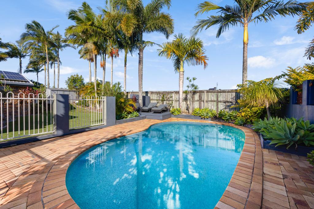 18 Mona Ct, Bli Bli, QLD 4560